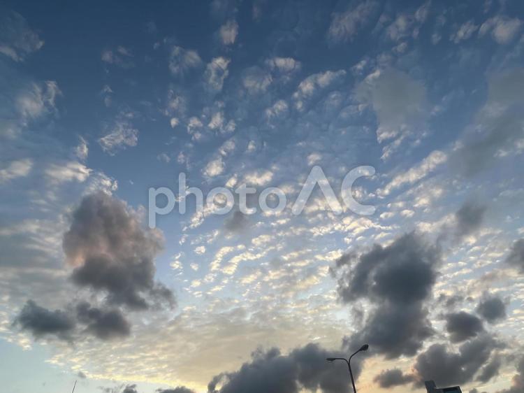 沖縄の夕暮れ空13 空,夕暮れ,夕方の写真素材