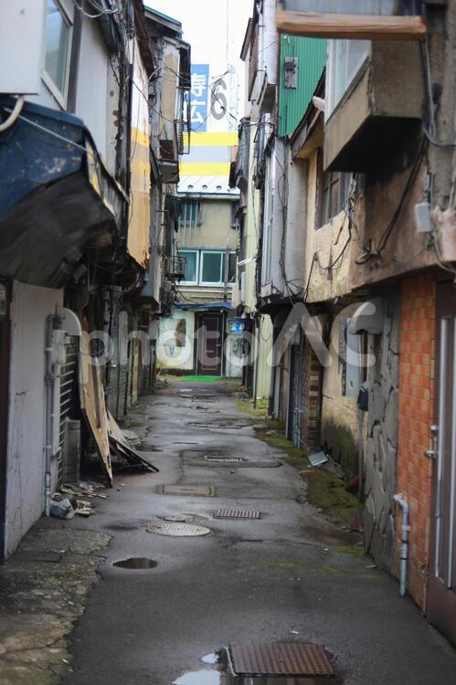 路地裏の風景 通り,路地,道路の写真素材