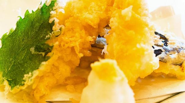 天ぷら盛り合わせ 天ぷら盛り合わせ 天ぷら,日本料理,和食の写真素材