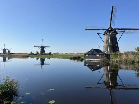 キンデルダイク＝エルスハウトの風車網 キンデルダイク,風車,オランダの写真素材