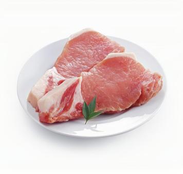 豚ロース 皿盛り 豚ロース 皿盛り 豚ロース,豚肉,ロース肉の写真素材