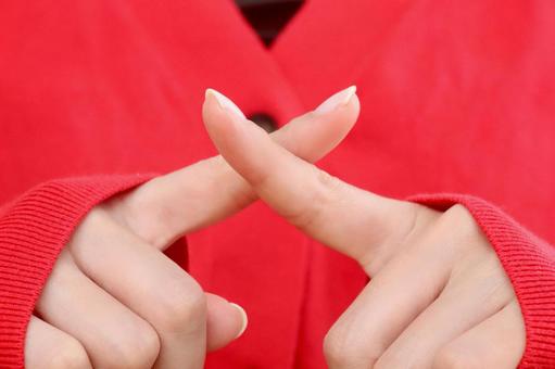 バツポーズの女性の手 バツポーズの女性の手 バツ,ばつ,ダメの写真素材