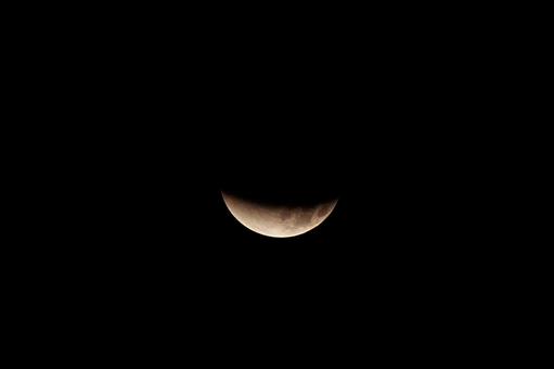 月 月食 天体現象 月 月食 天体現象 月,月食,夜の写真素材