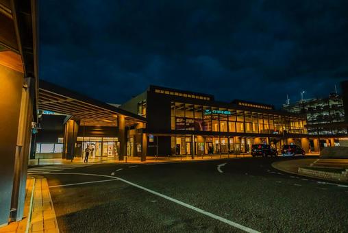 【福井】夜の敦賀駅周辺 【福井】夜の敦賀駅周辺 福井,敦賀,敦賀駅の写真素材
