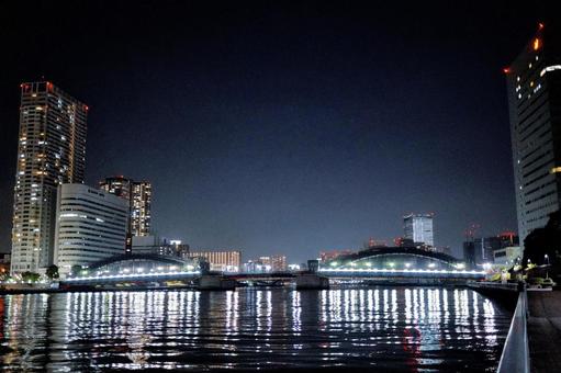 夜の勝鬨橋 夜の勝鬨橋の写真