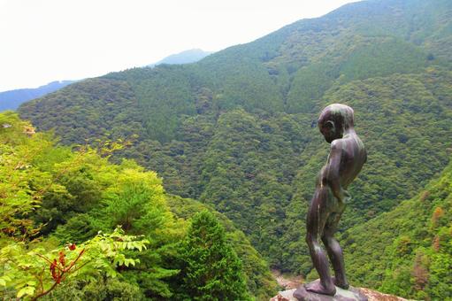 徳島県-祖谷渓-小便小僧像 徳島県-祖谷渓-小便小僧像の写真