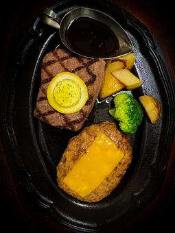 美味しい洋食のハンバーグとステーキ 美味しい洋食のハンバーグとステーキの写真