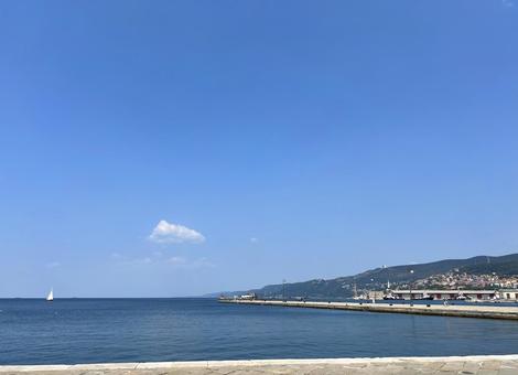 トリエステ港 イタリア トリエステ港 イタリアの写真