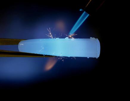 エアロゲル aerogel 耐火 耐熱 エアロゲル aerogel 耐火 耐熱の写真