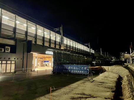 夜の工事中松山駅 松山駅,松山市,予讃線の写真素材