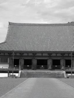 京都府-醍醐寺-国宝-金堂-白黒 京都府-醍醐寺-国宝-金堂-白黒 醍醐寺,寺,深雪山の写真素材