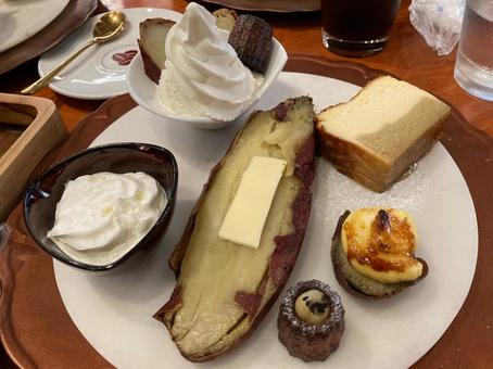 おいもデザート おいもデザート イモ,さつまいも,バターの写真素材