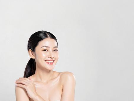 美容系のバナーに使えそうな女性 美容系のバナーに使えそうな女性の写真