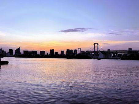 夕暮れのお台場から見た東京の景色 東京,お台場,東京湾の写真素材