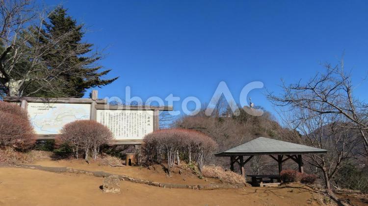 岩殿城　岩殿山の山頂部 岩殿城,岩殿山城,岩殿山の写真素材
