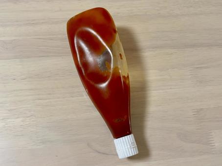 ケチャップのチューブ ケチャップのチューブの写真
