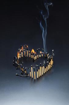 マッチ棒3 燃えている,炎,マッチの写真素材