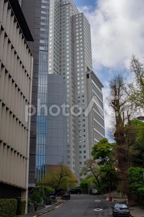 溜池山王にそびえる巨大なビルたち オフィス,ビル,ホテルの写真素材