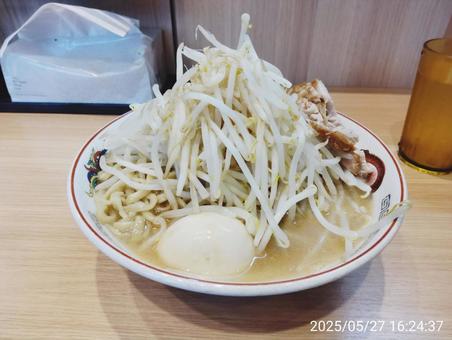 二郎系ラーメン 二郎系ラーメン ラーメン,ラーメン二郎,二郎系ラーメンの写真素材