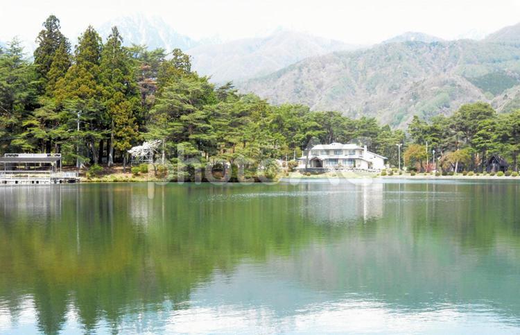 千人塚 風景,駒ヶ根,湖の写真素材