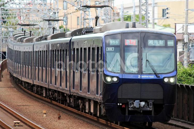 相鉄20000系急行湘南台行き 相鉄20000系,相鉄,相模鉄道の写真素材