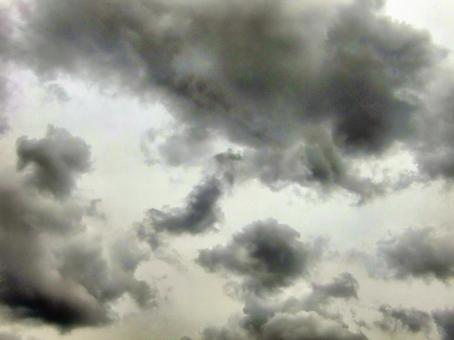 四月の雲-46の写真