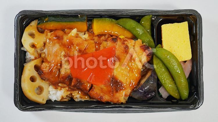 チキン西京焼き弁当のテイクアウト（１） チキン西京焼き,弁当,お弁当の写真素材