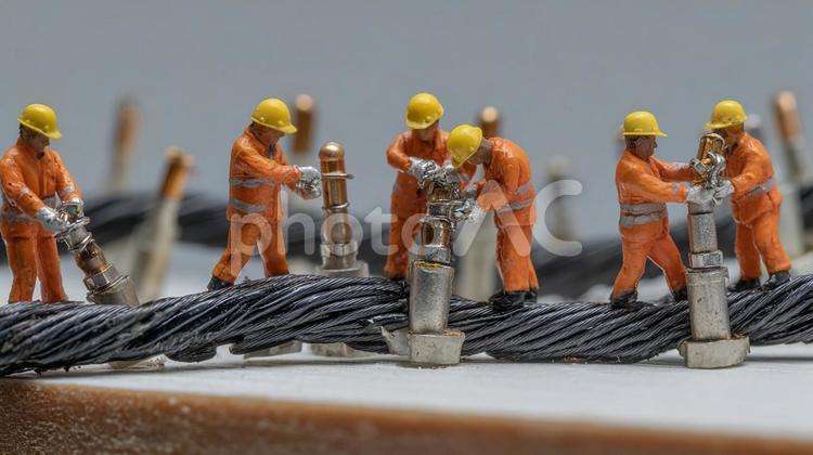 細部に宿る技術：作業員が見せる職人技 ミニチュア,フィギュア,模型の写真素材