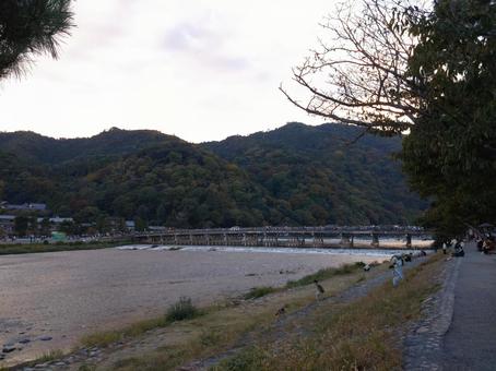 渡月橋 秋,京都,紅葉の写真素材