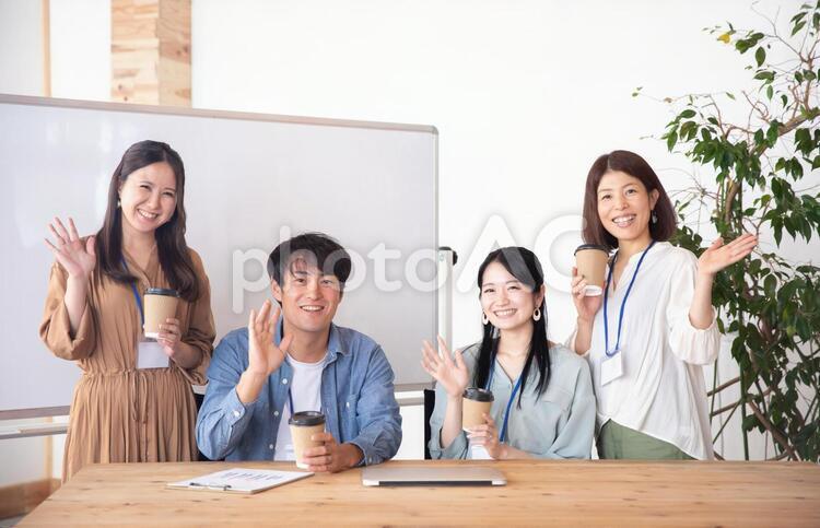 休憩・会議・ミーティング・打ち合わせ 会議,休憩,ミーティングの写真素材