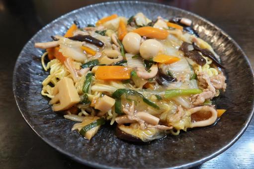 野菜たっぷりのあんかけ焼きそば 野菜たっぷりのあんかけ焼きそば 焼きそば,あんかけ,八宝菜の写真素材