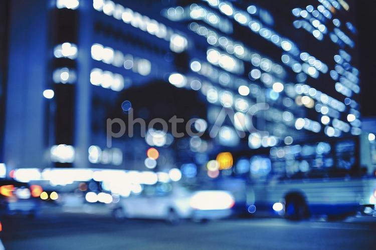 夜の都市風景  都会,交通,車の写真素材