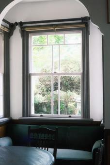 窓からの景色2 窓,風景,自然の写真素材