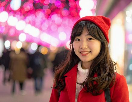 イルミネーションと彼女の写真