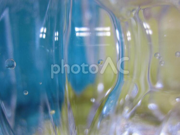 水と　あ・そ・ぶ　その三 水,不思議,世界の写真素材