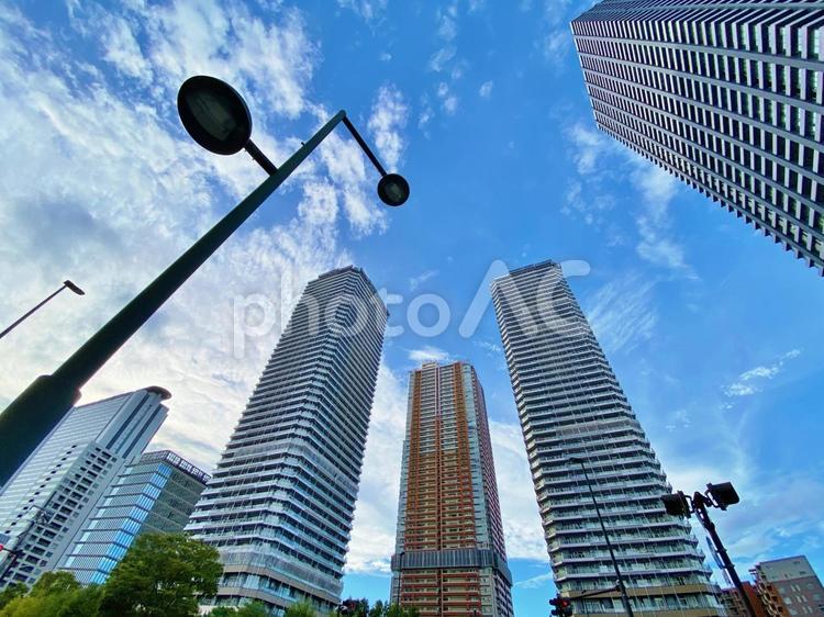 武蔵小杉のタワーマンション 武蔵小杉,タワーマンション,タワマンの写真素材