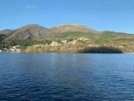 芦ノ湖遊覧 芦ノ湖,箱根駒ケ岳,遊覧船の写真素材