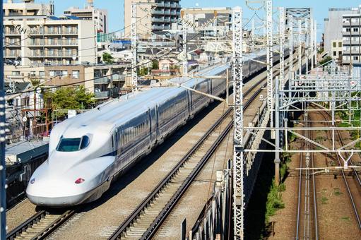 上から目線の東海道山陽新幹線N700A 上から目線の東海道山陽新幹線N700A 東海道,山陽,新幹線の写真素材