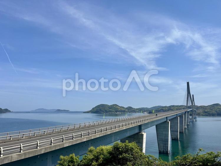 鷹島に架かる橋の風景3 橋,海,自然の写真素材