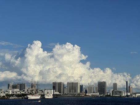 竹芝からみた晴海方面の景色 竹芝からみた晴海方面の景色 竹芝,晴海,入道雲の写真素材