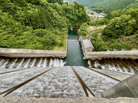 View from the top of the dam, JPG