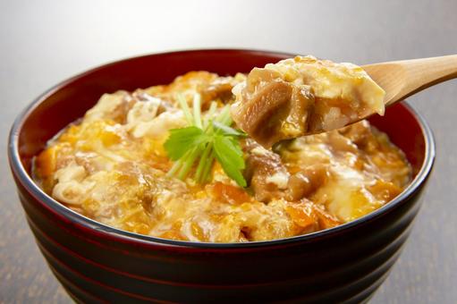 ふんわり卵のとろ〜り親子丼 ふんわり卵のとろ〜り親子丼の写真
