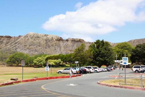 ダイアモンドヘッド麓一景(ハワイ) ダイアモンドヘッド麓,オアフ島,ハワイの写真素材