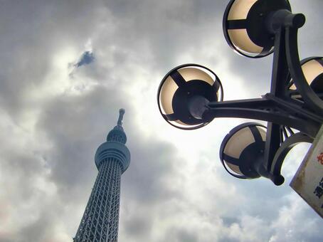 曇り日の東京スカイツリー-142 東京スカイツリー,曇り日,雲の写真素材
