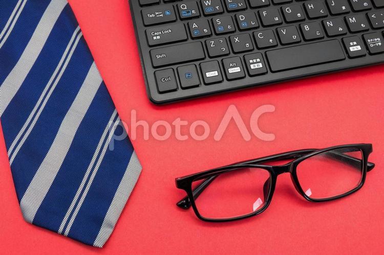 ビジネスのイメージ パソコン,オフィス,キーボードの写真素材