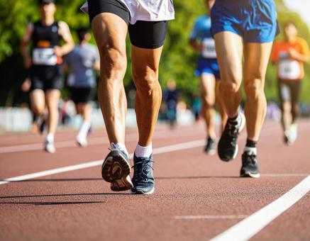 静かで平和なジョギングシーン 静かで平和なジョギングシーンの写真