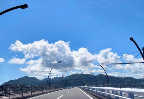 静岡大橋の夏空 橋,静岡大橋,安倍川の写真素材