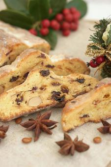 シュトーレン　クリスマス シュトーレン,シュトレン,クリスマスの写真素材