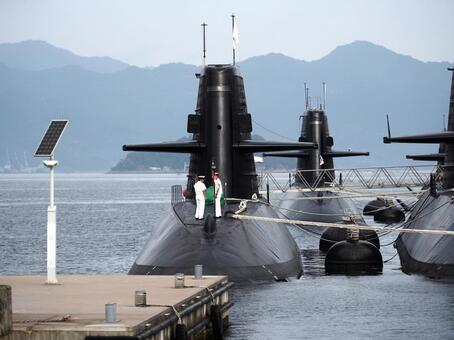 広島県呉市　アレイからすこじま 広島県,呉市,潜水艦の写真素材