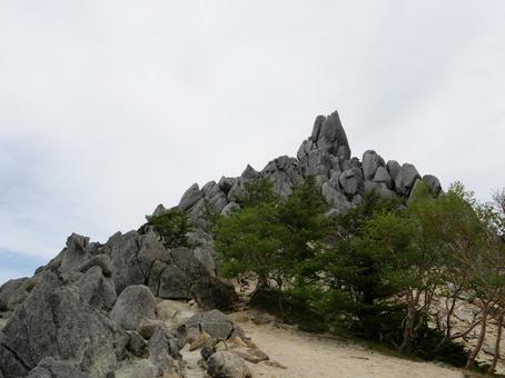 地蔵ヶ岳のオベリスク 鳳凰三山,オベリスク,岩峰の写真素材